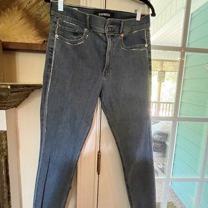 Express  embellished  rhinestone Ankle Leggings Mid Rise SIZE 8